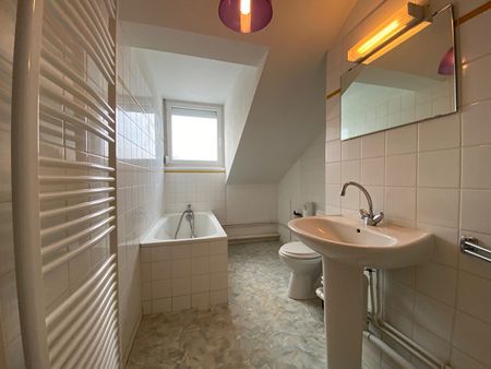 Location Appartement 1 pièce 44m² BESANCON 25000 - Photo 3