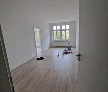 Nachmieter für 3-Raum-Wohnung mit Küche in Brückfeld gesucht - Photo 3