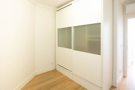 1 bedroom luxury Flat for rent in Lisbon - Photo 4