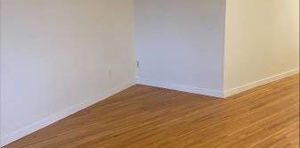 Cozy Jr 1-Bedroom Steps from Commercial Drive - Photo 2