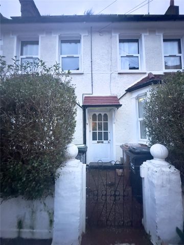 Double Bedroom in Shared House, Hither Green - Photo 5