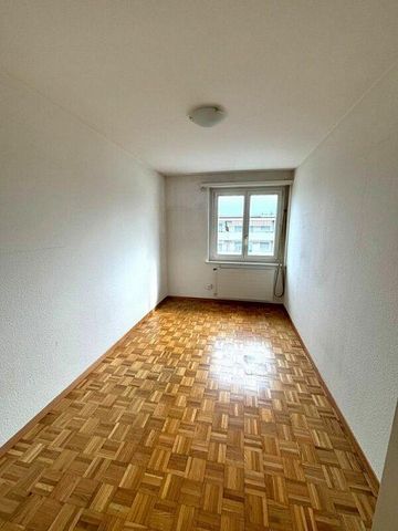 Helle 4.5 Zi. Wohnung zu vermieten - Photo 4