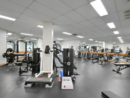 For Lease - 30 Harding Boulevard Unit# 810, Richmond Hill, Ontario - Photo 3