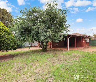 Neat & Tidy Three-Bedroom Home - Photo 4