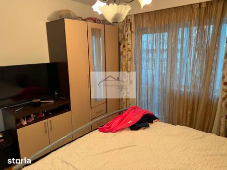Apartament spatios de 3 camere decomandate in Manastur-zona Big - Fotografie 5