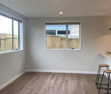 Modern Comfort Meets Coastal Lifestyle in Papamoa - Photo 4