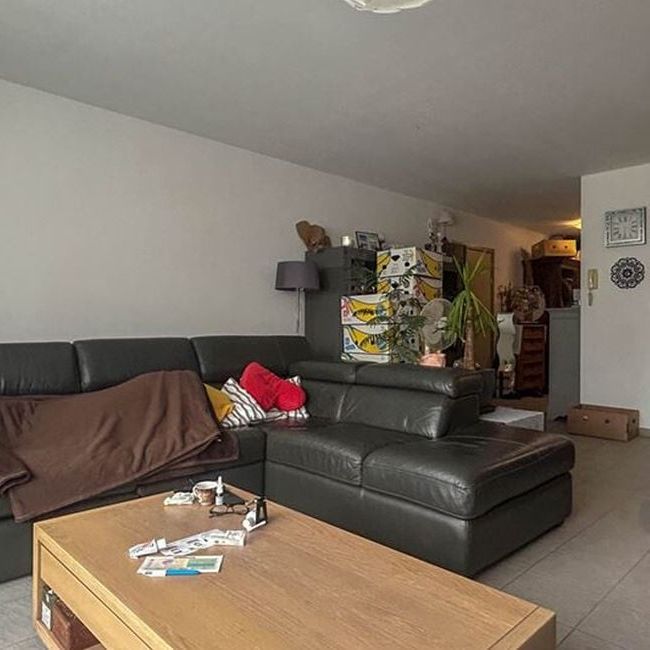 Appartement te huur in Tournai voor € 825 met 2 slaapkamers - Foto 1