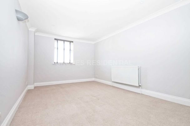Price £1,495 pcm - Available 17/12/2025 - Unfurnished - Photo 1