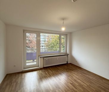 Helle 2-Zimmer-Wohnung mit Loggia in München - Photo 1