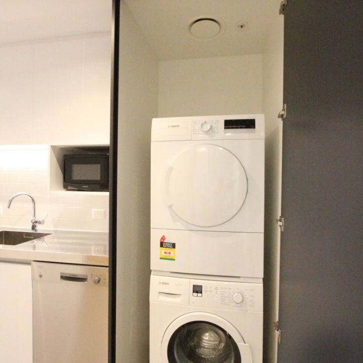 Up the top - Photo 1