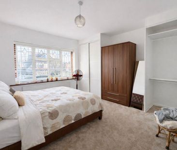 4 bedroom House To Let Total Size: 1120 SQ FT - Photo 5