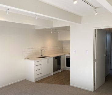 6/99 Mandeville Street, Riccarton, NZ 8041 - Photo 2