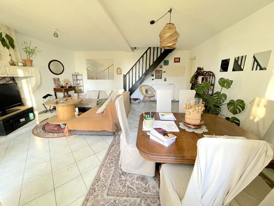 A LOUER PUGNAC MAISON DE TYPE 4 AVEC JARDIN ET GARAGE - SECTEUR PUGNAC - Photo 1