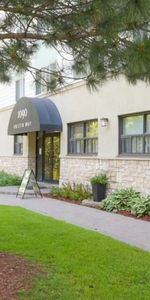 Mountview Apartments - Photo 3