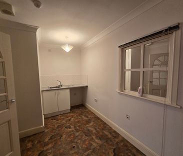 4 bedroom house to rent San Juan Court, Eastbourne, East Sussex, BN23 - Photo 3