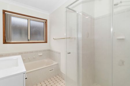7 Eino Place, Eleebana NSW 2282 - House For Rent | Domain - Photo 4