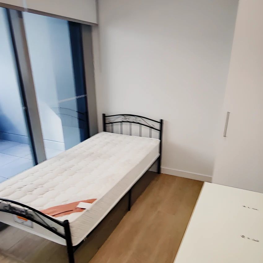 2 bed 1 bath-701 - Photo 1