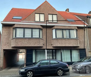 Centraal gelegen appartement met 2 slaapkamers en garagebox - Foto 1