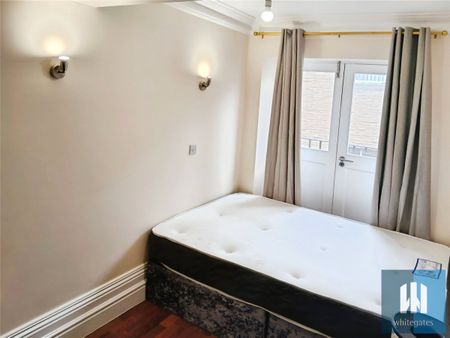 Westgate, Town Centre, Huddersfield, HD1 - Photo 5