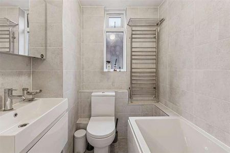 Lily Close, St Pauls Court, London, W14 - Photo 4