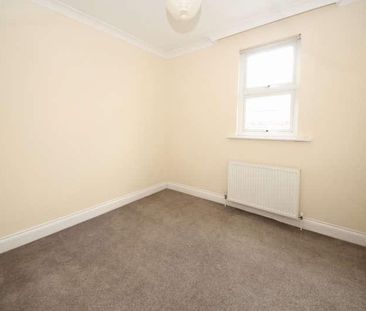 Brownlow Road, London, N11 - Photo 5