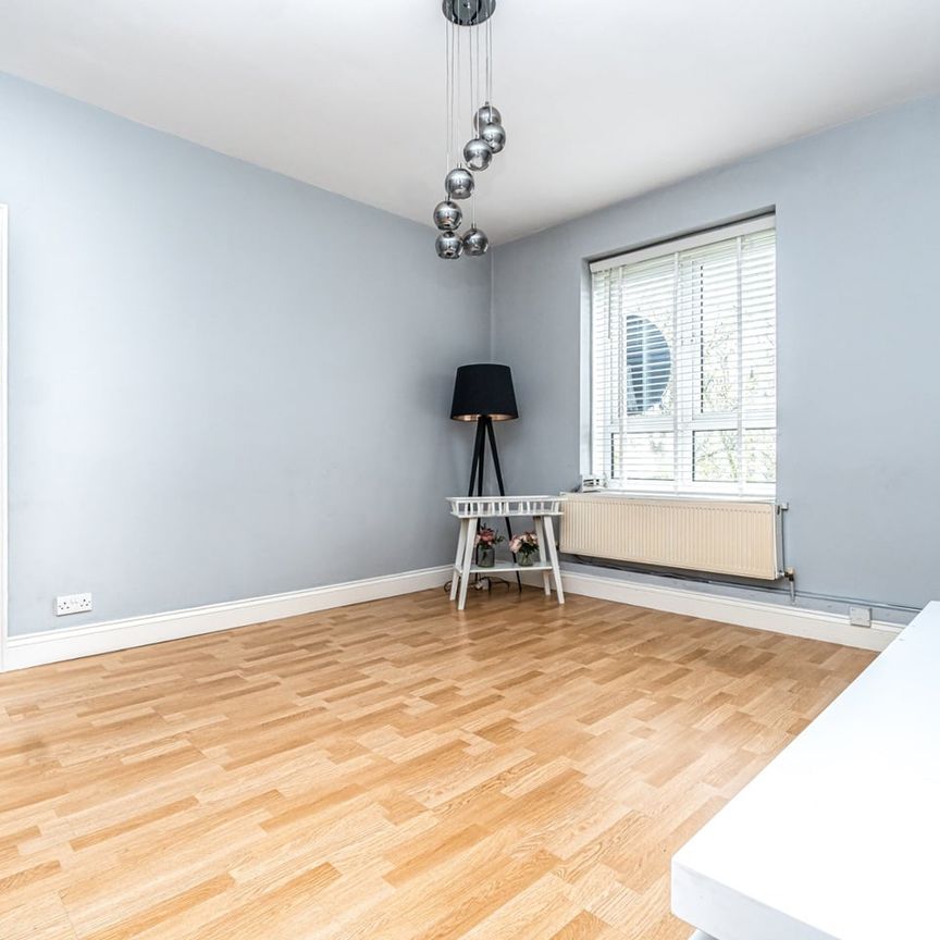 2 Bed Flat, Wentwood House, E5 - Photo 1