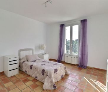 maison 7 pièces 180m2 MARSEILLE 11EME 3 050 euros - Photo 4