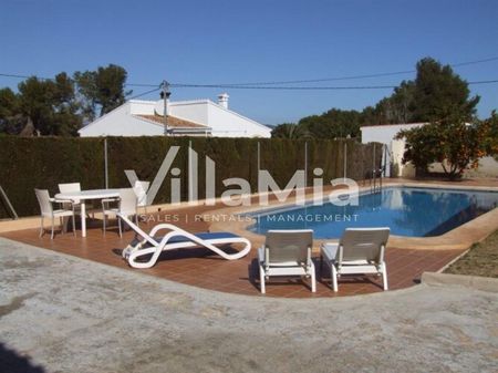 Villa in Jávea for long-term rental VMR 1742 - Photo 2