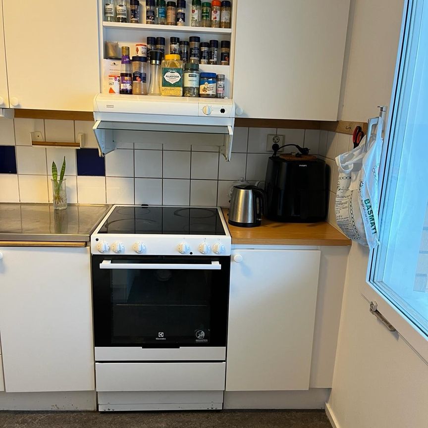 Lövgatan, Solna - Foto 1