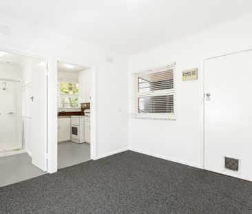 1/115 Waterdale Road, Ivanhoe, VIC 3079 - Photo 6