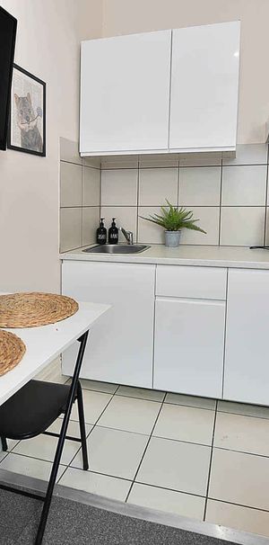 Studio 9 - Photo 1
