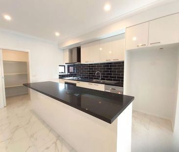 Splendid 4Br Family Home in Bonnie Brook! - Photo 4