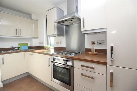 2 bedroom apartment to rent - Photo 3