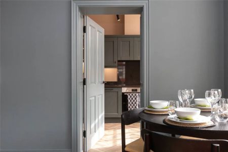 Balmoral Buildings - 2 Bedroom Apt, 11-13 - Photo 5