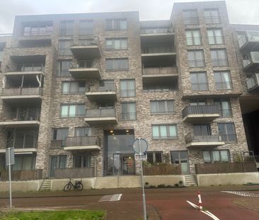 Appartement te huur: Mary van der Sluisstraat 372 1095 ME Amsterdam - Photo 3