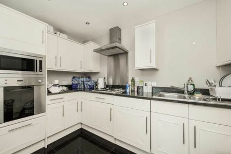 North Bank, St John's Wood, NW8 - Photo 3