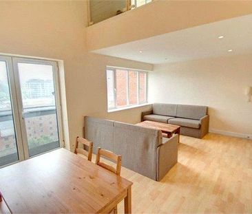 2 bedroom penthouse to rent - Photo 3