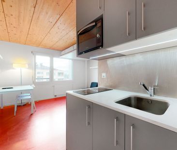 À deux pas de la gare - Studio meublé - Photo 2