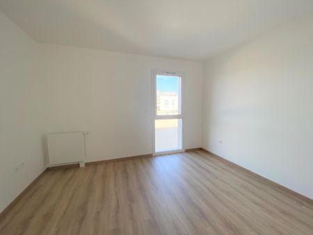 location Appartement T3 DE 62.49m² À AMIENS - Photo 3