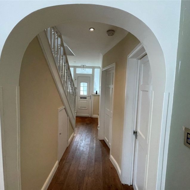 Tilstone Avenue, Eton Wick, Windsor,SL4 - Photo 1