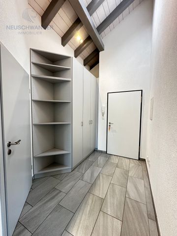 In a quiet neighborhood in the village center - Photo 2