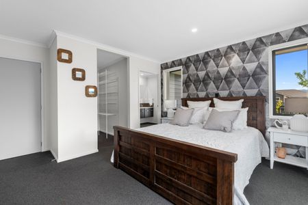 Fantasctic Farrier - Papamoa - Photo 5