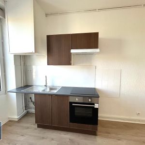 Location Appartement 2 pièces 38m² ST PRIEST EN JAREZ 42270 - Photo 2