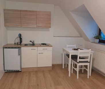 Möbliertes Zimmer mit Gemeinschaftsbad - Photo 4