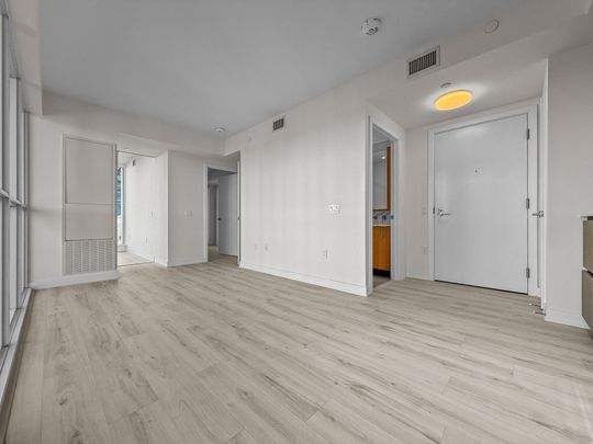 For Lease - 120 Broadway Avenue Unit# 1002, Toronto, Ontario - Photo 1