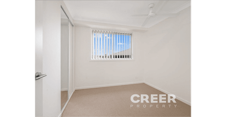 Modern, Low-Maintenance Living in Aberglasslyn - Photo 2