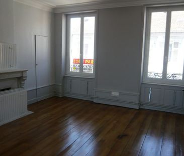 Location Appartement 3 pièces 69m² - Photo 1