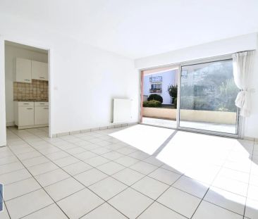 Appartement à louer 3 pièces 77.04m² - Photo 2