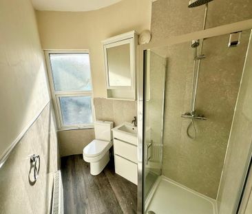 3 bedroom apartment to rent - Photo 5