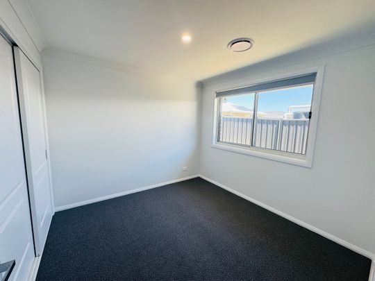 20 Whitebox Street, Orange NSW 2800 - House For Rent | Domain - Photo 1